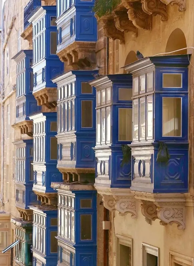 Ewa Apt - 3-Bedrooms Apt Near Sliema - St Julians Seafront Gzira Malta