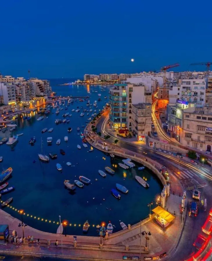 Ewa Apt - 3-Bedrooms Apt Near Sliema - St Julians Seafront Gzira