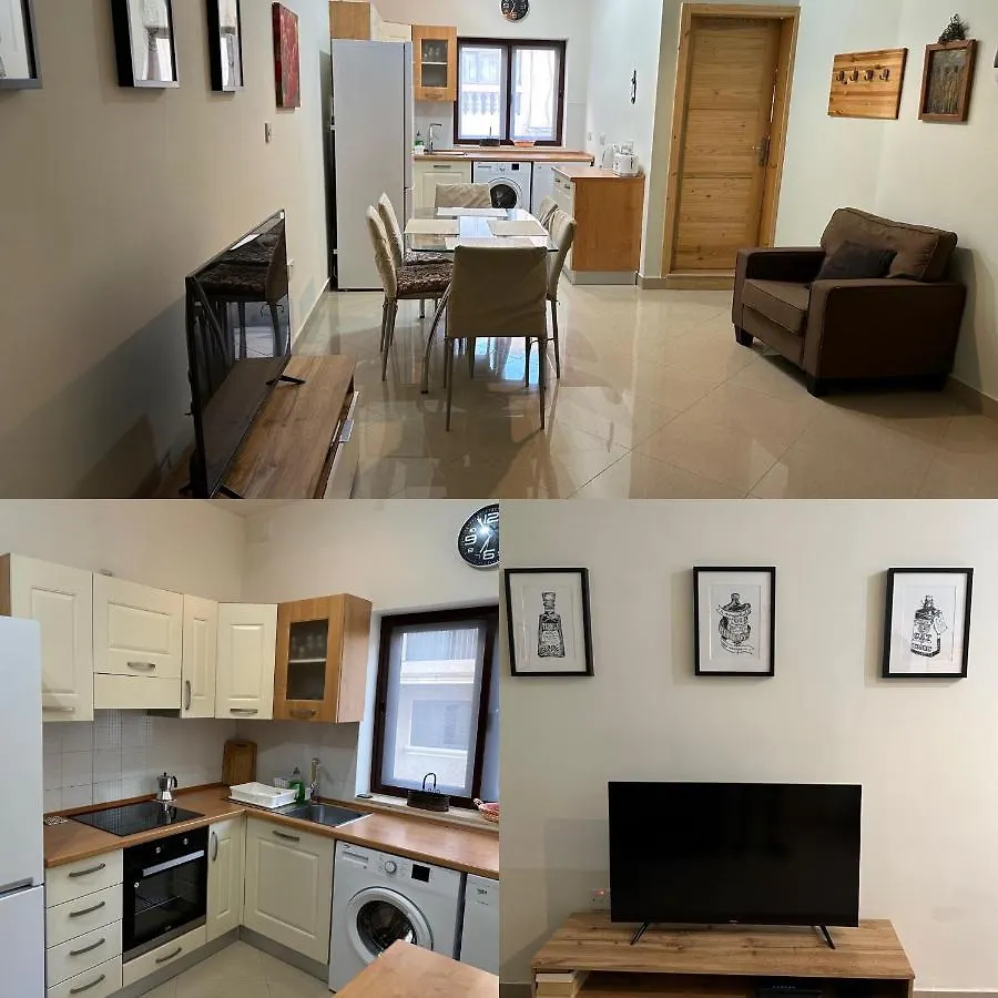 Ewa Apt - 3-Bedrooms Apt Near Sliema - St Julians Seafront Gzira 0*,